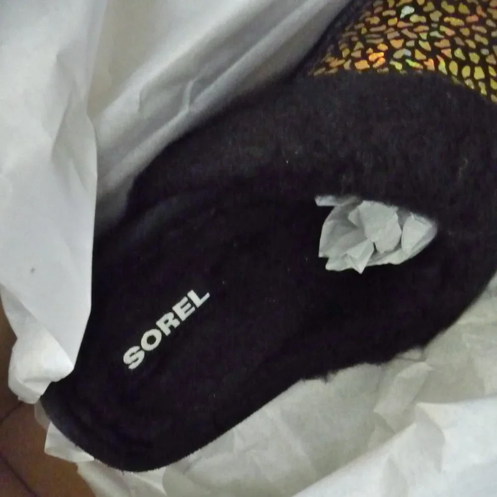 SOREL Youth Size 6 Nakiska Slide II  Black